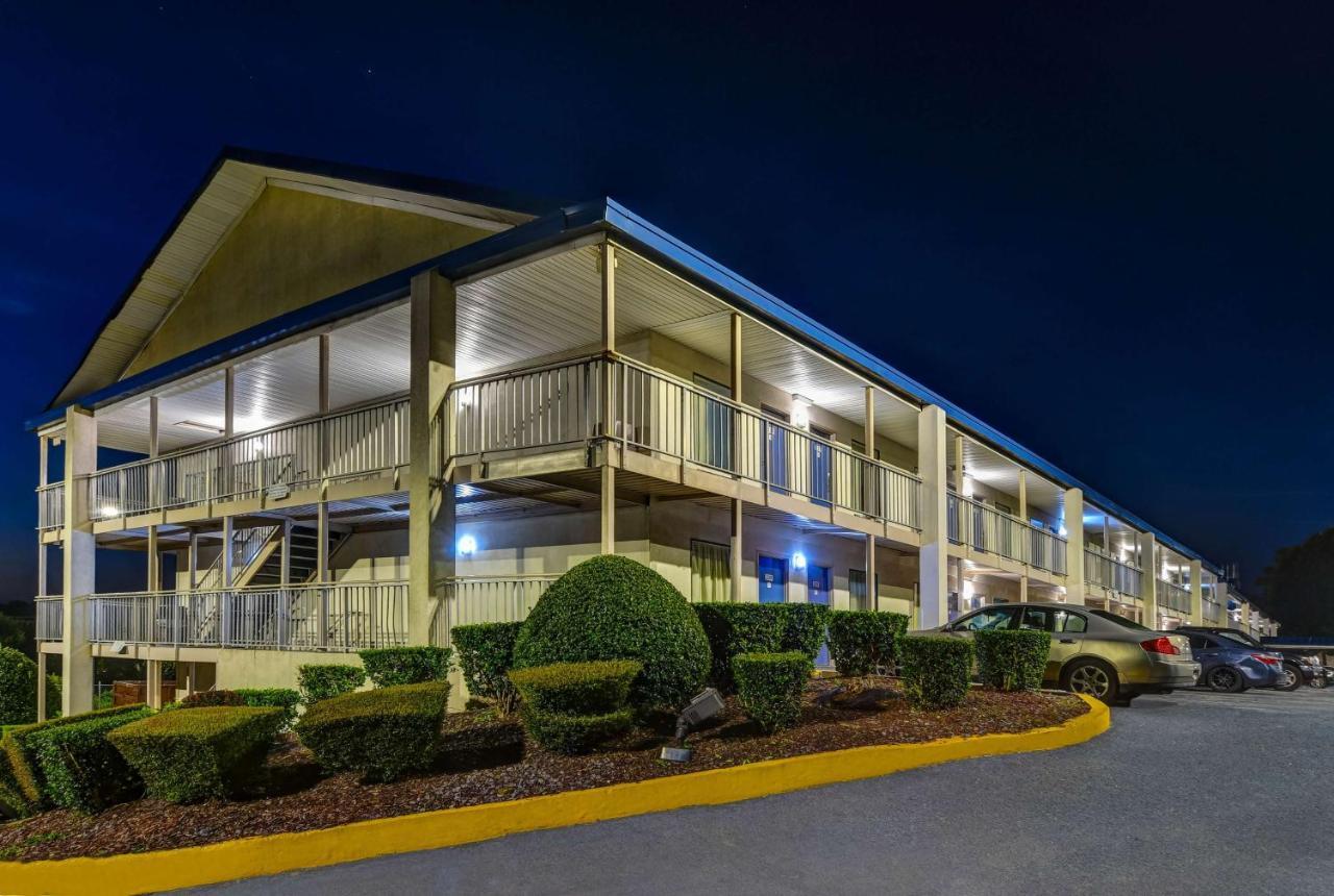 Motel 6-Atlanta, Ga Доравил Екстериор снимка