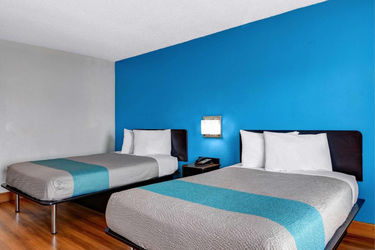Motel 6-Atlanta, Ga Доравил Екстериор снимка