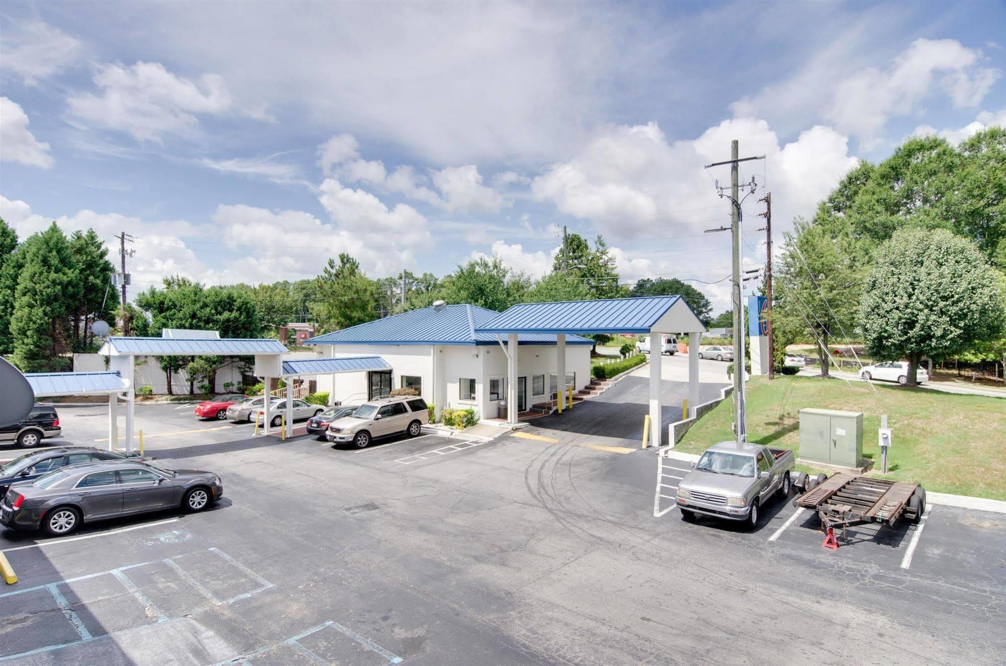 Motel 6-Atlanta, Ga Доравил Екстериор снимка